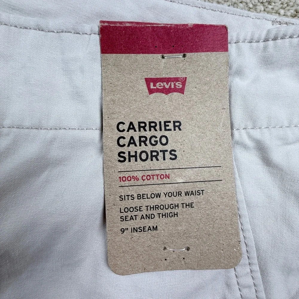 Levi's Carrier Cargo Shorts Mens 44 Beige New Cotton Relaxed Fit 9in Inseam